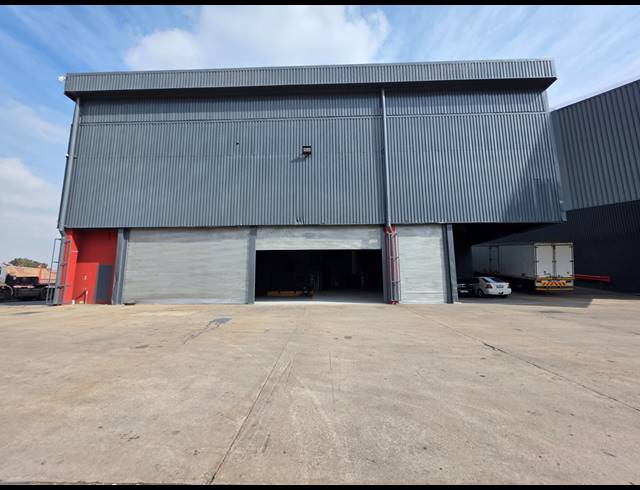 1,199M² WAREHOUSE TO LET IN CITY DEEP